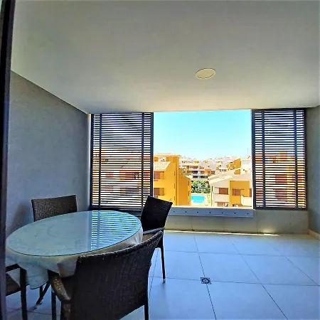 3 Bedroom Side * Dehesa de Campoamor (Orihuela Costa)